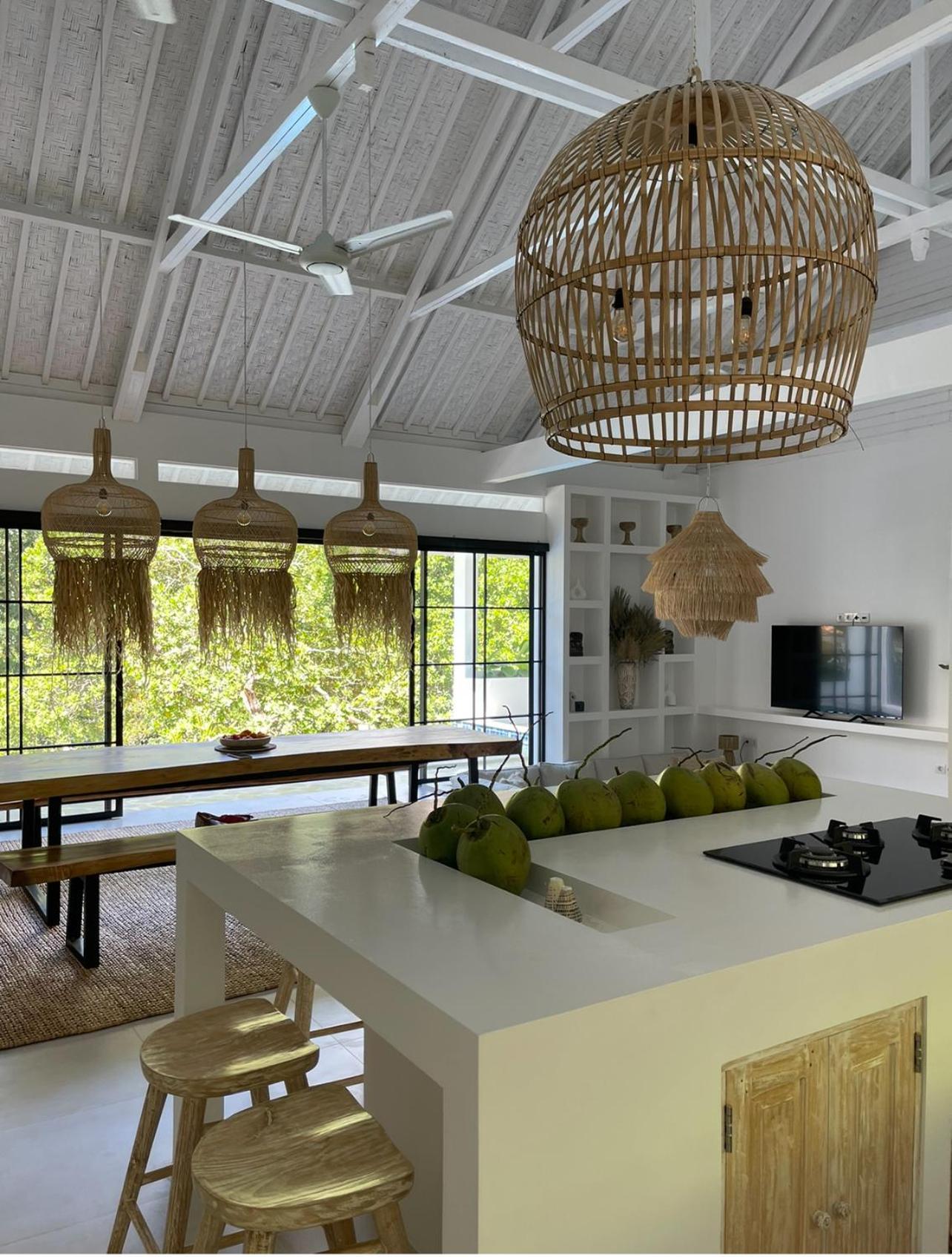 Tropical Habitat Bali Villa Amed Екстериор снимка